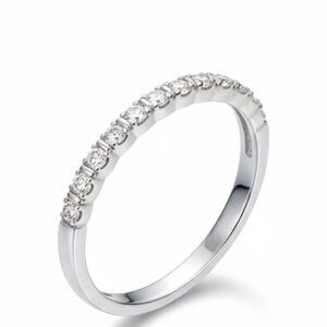 💍 Sterling Silver Eternity Band with Clear CZ Stones – Size 8.5